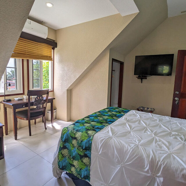 Belize City Hotel Rooms